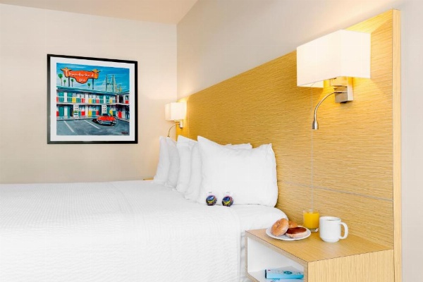 The Thunderbird Inn image 11