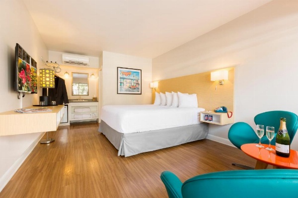 The Thunderbird Inn image 13